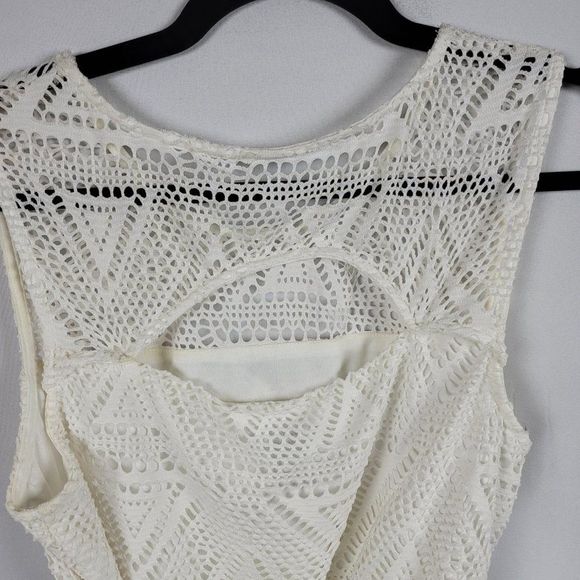 A. Byer mixed media crochet top chiffon bottom mint skirt belted cutout - Picture 8 of 8